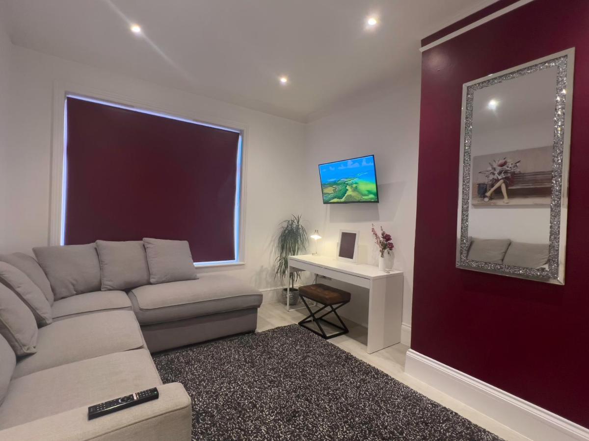 The Dragon Pad Boutique Apartment Royal Tunbridge Wells Exterior foto