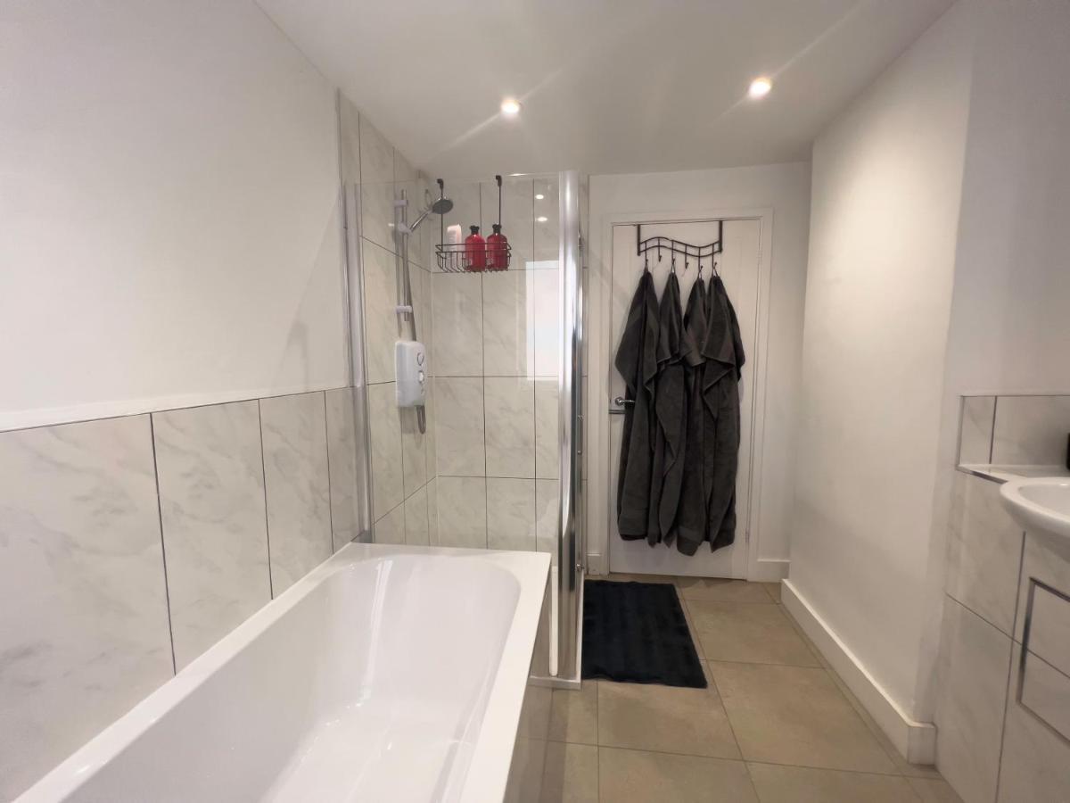 The Dragon Pad Boutique Apartment Royal Tunbridge Wells Exterior foto