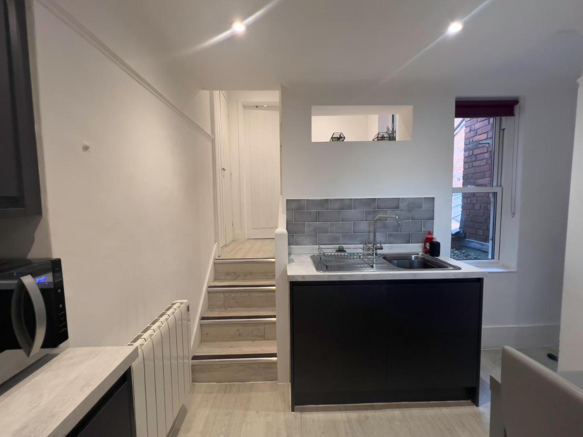 The Dragon Pad Boutique Apartment Royal Tunbridge Wells Exterior foto