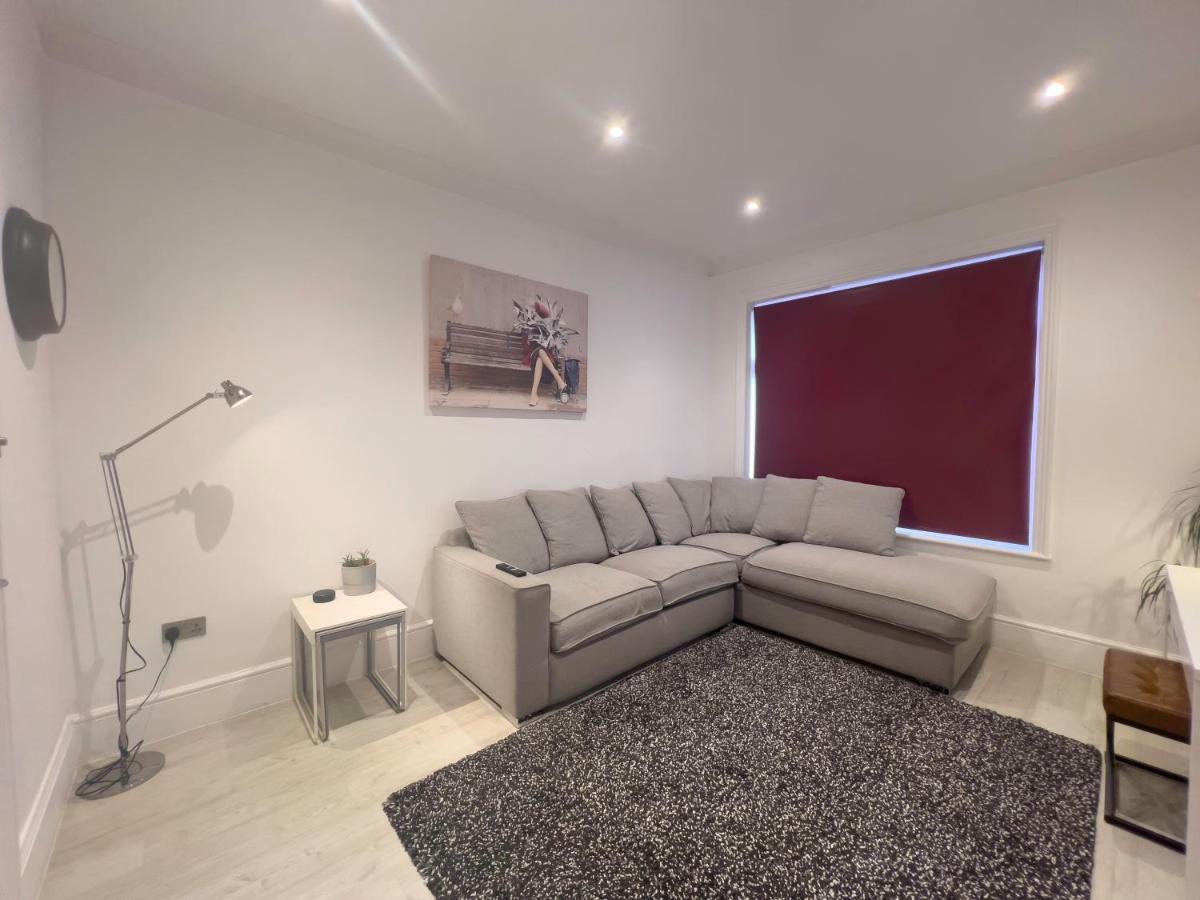 The Dragon Pad Boutique Apartment Royal Tunbridge Wells Exterior foto